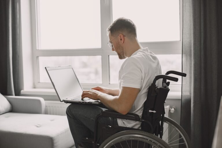 What Does an Education in Assisted Living Health Care Cover?